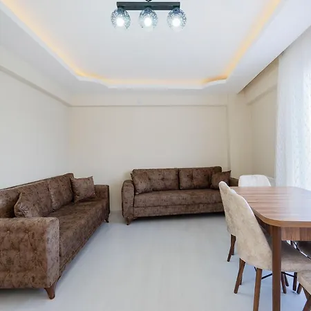 Central And Cozy Flat W Balcony And Acs In شقة *