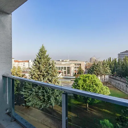 Central And Cozy Flat W Balcony And Acs In * بورصة